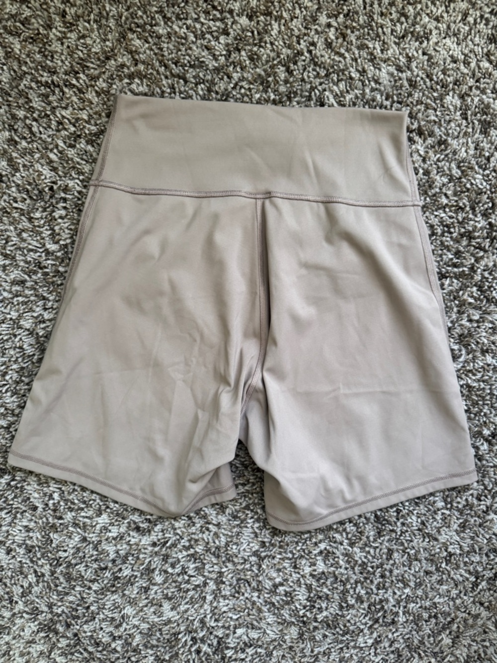 Gymshark Elevate Shorts - Picture 2 of 3